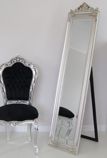 Lustro stojące, srebrna rama, styl glamour.
